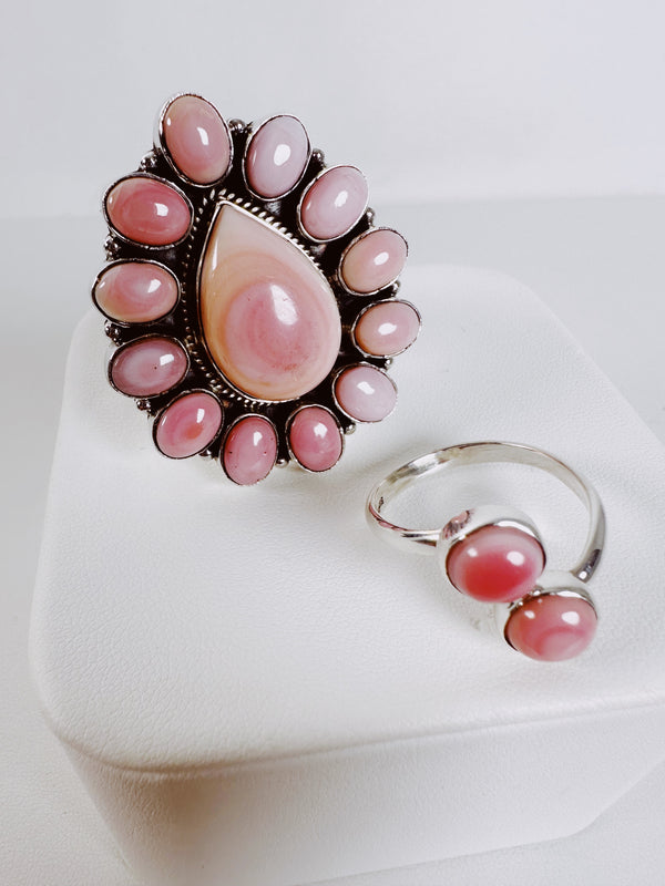 ADJUSTABLE PINK CONCH WESTERN DROP RING