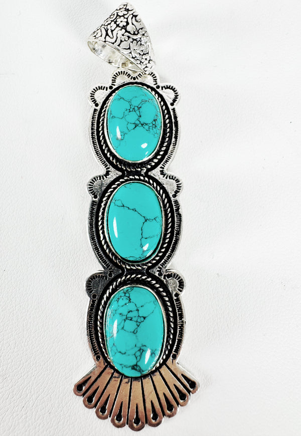 BLUE HOWLITE TRIPLE STONES STATEMENT PENDANT (RB24)