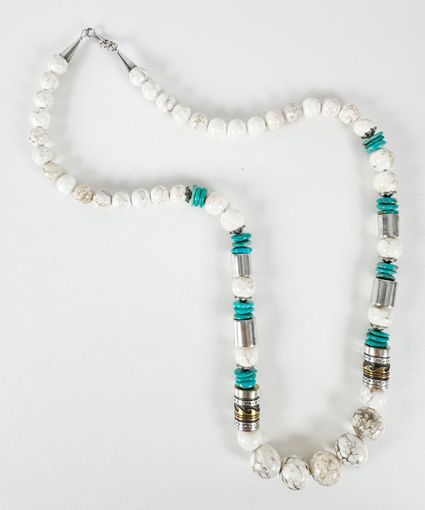 24" WHITE HOWLITE & KINGMAN TURQUOISE TOMMY SINGER BEADED NECKLACE