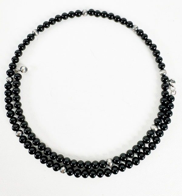 BLACK ONYX & NAVAJO PEARLS MEMORY CHOKER (MW92)