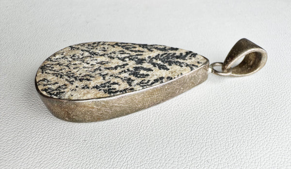 DENDRITE ROCK DROP PENDANT (SG6)