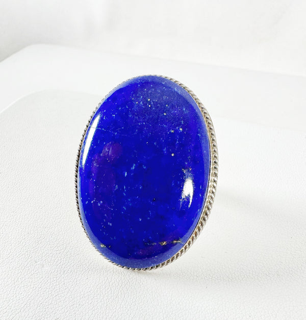 NAVAJO HANDMADE SOLITAIRE LAPIS OVAL RING SIZE 8 SIGNED BY E. RICHARDS (MW72)