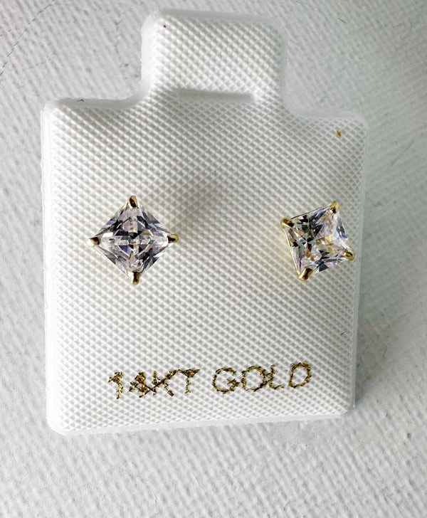 14KT GOLD MAN-MADE DIAMOND STUDS