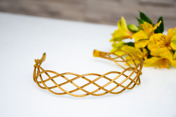 GOLDEN GRASS TIARA