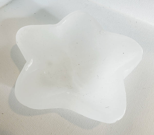 SELENITE FLOWER DISH